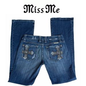 Miss Me Embellished Cross Jeans Size 28 Women’s